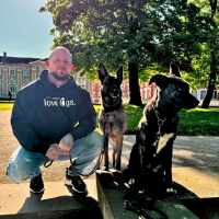 Hoodie Unisex F*** humans love dogs Schwarz